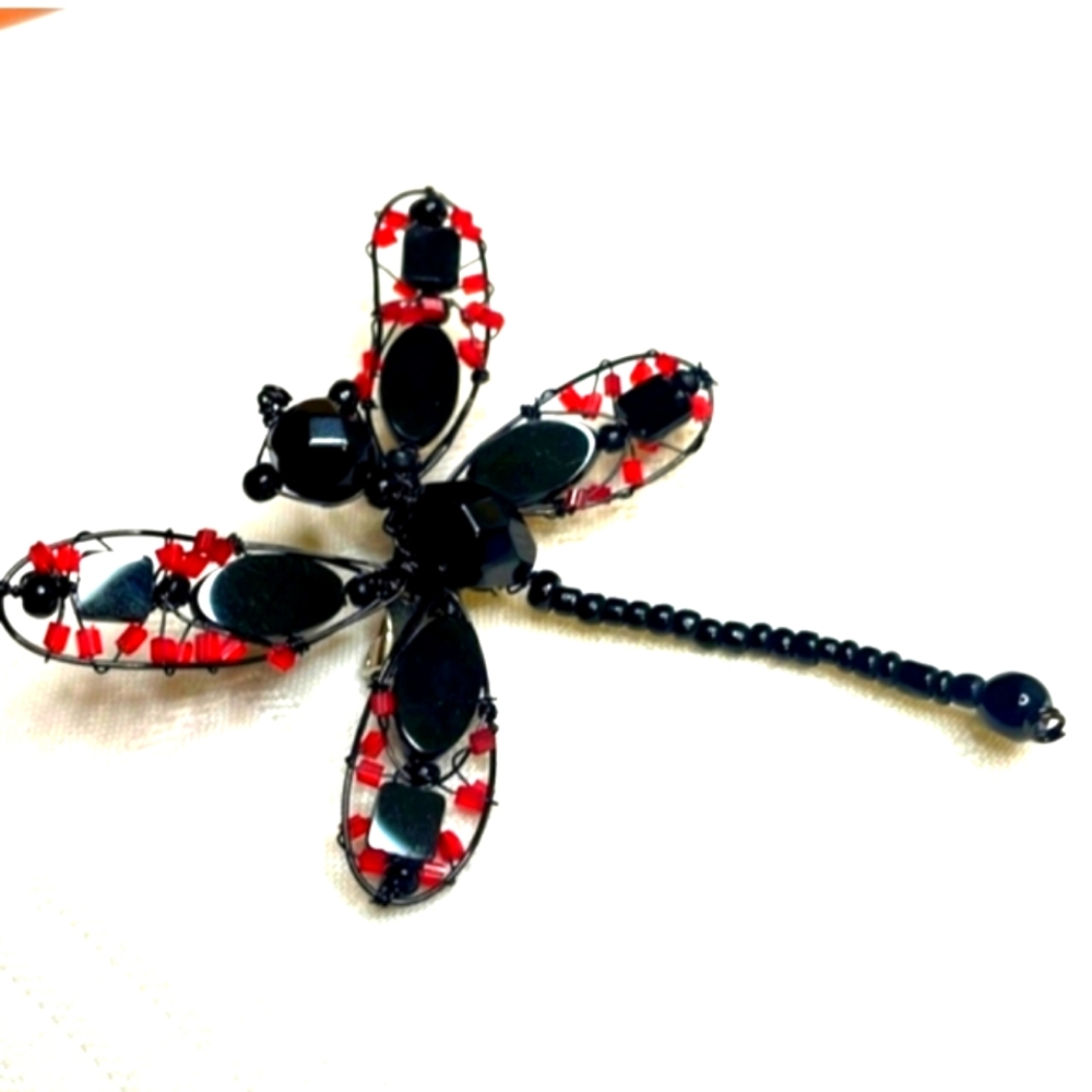 Vtg🌷Rare Beautiful Blk/Red Dagon Glass Dragonfly🦋 Brooch🌷